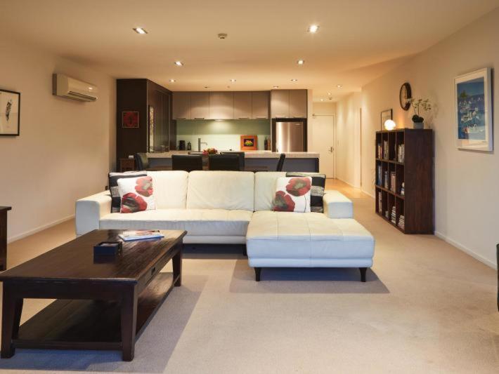 Pohutukawa Apartment ピクトン エクステリア 写真
